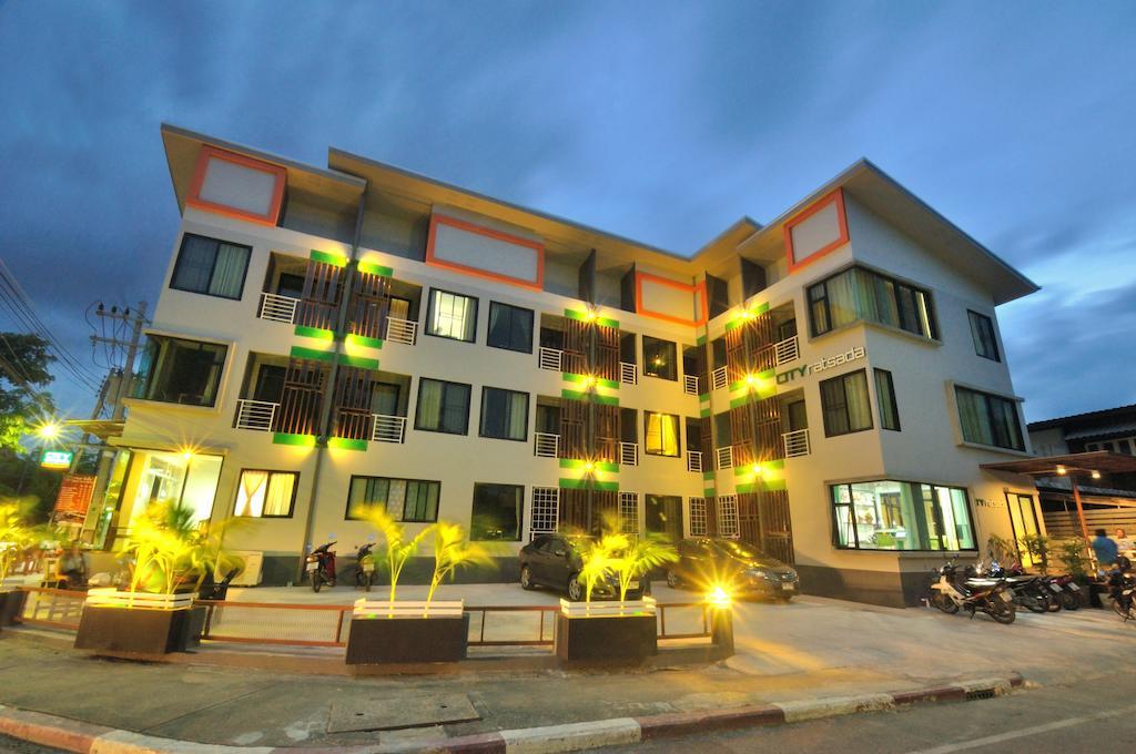 City Ratsada Lampang Exteriér fotografie
